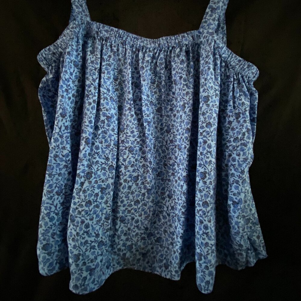 OLD NAVY LARGE CAMI TOP